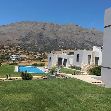 View 1 Holiday home Triopetra